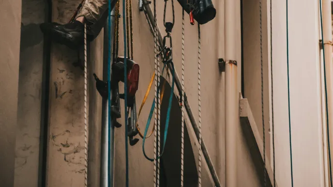 Dean Bennett workers on building