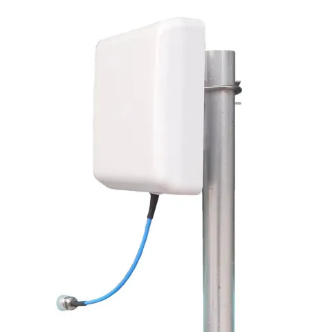 Powertec 4G-5G Outdoor Wall Mount Antenna, 698 to 4000 MHz, 4.3-10 Female - Main Image